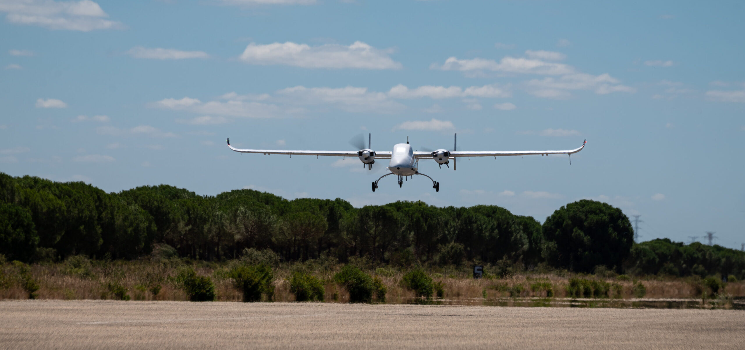 TEKEVER signs contract with the Portuguese Air Force to supply the AR5 system